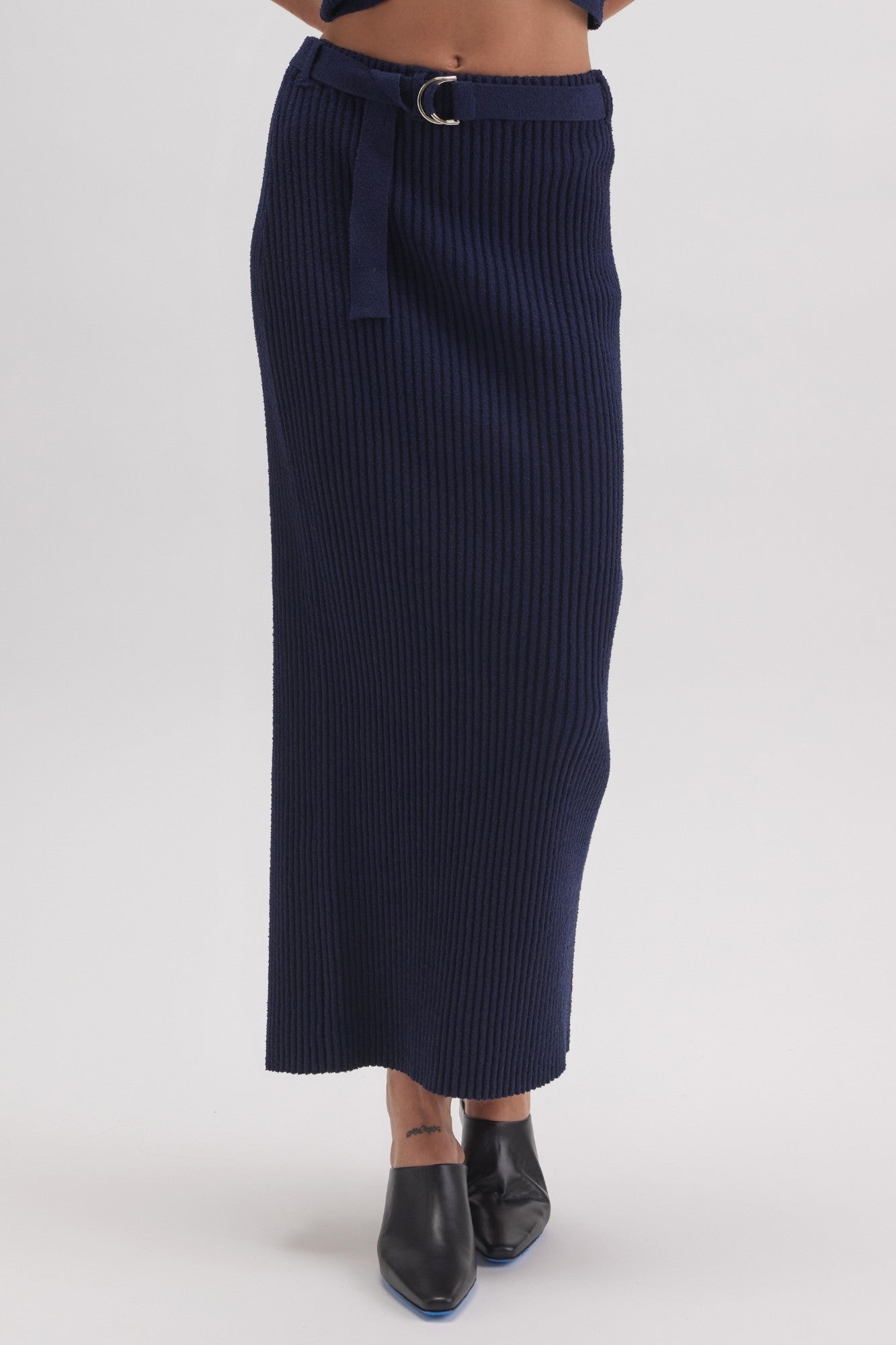 The Minimalist Ribbed Maxi Skirt